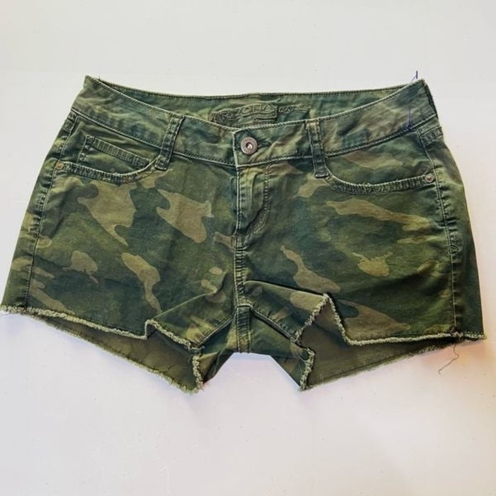 Army green Camouflage jean shorts 3